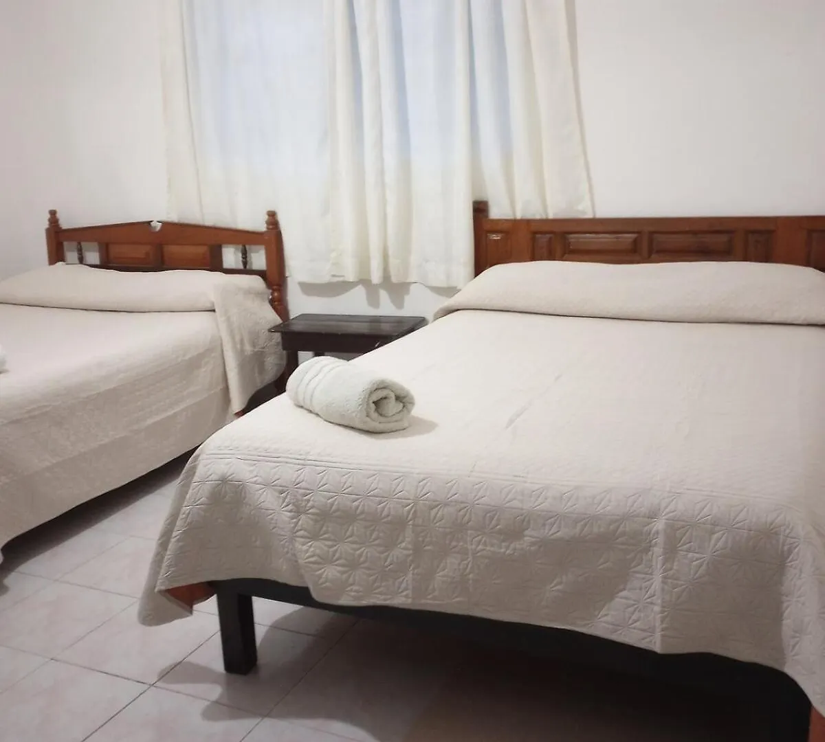 Large House With Pool In Cancun For Big Groups
